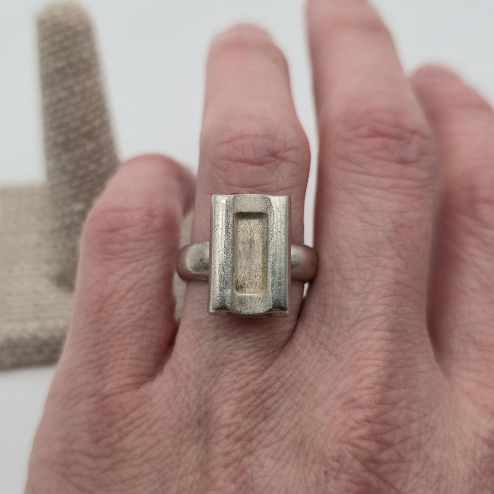 Size 7.75 Sterling Silver Solid Rectangle Shape R… - image 3